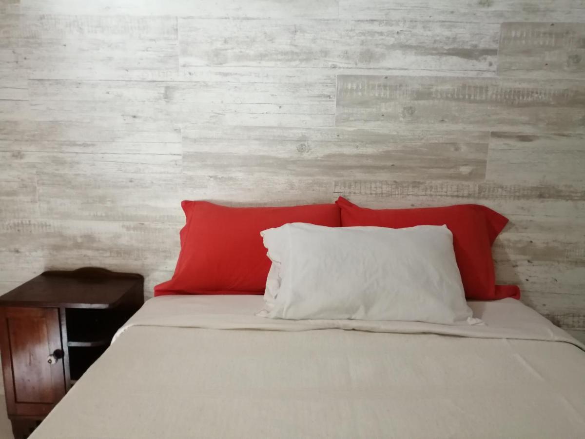 Granados Bed & Breakfast Asuncion Exterior photo